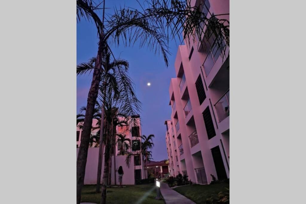 Departamento De Lujo En Manzanillo, Planta Baja Frente A La Alberca Appartement Buitenkant foto