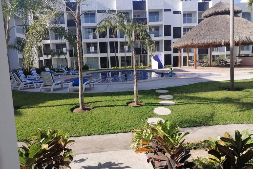 Departamento De Lujo En Manzanillo, Planta Baja Frente A La Alberca Appartement Buitenkant foto