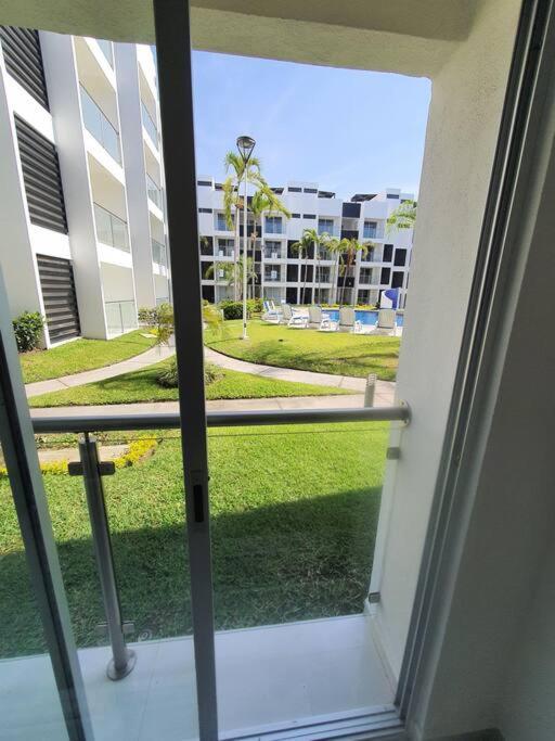 Departamento De Lujo En Manzanillo, Planta Baja Frente A La Alberca Appartement Buitenkant foto