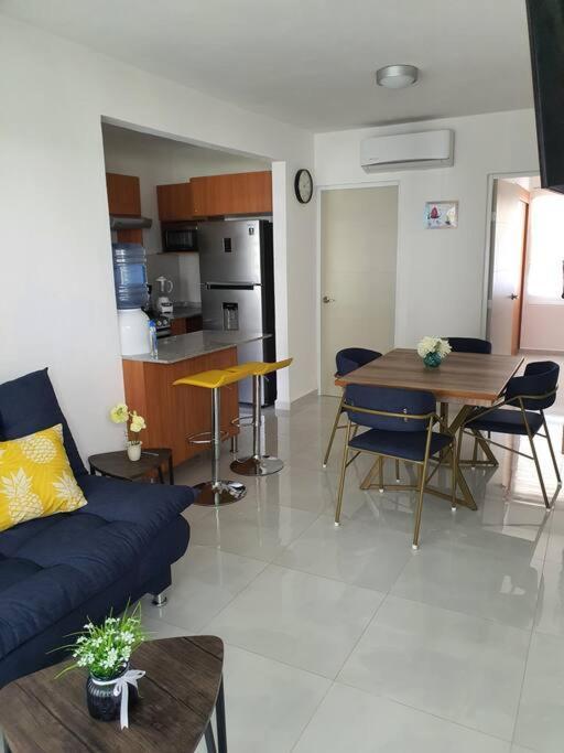 Departamento De Lujo En Manzanillo, Planta Baja Frente A La Alberca Appartement Buitenkant foto